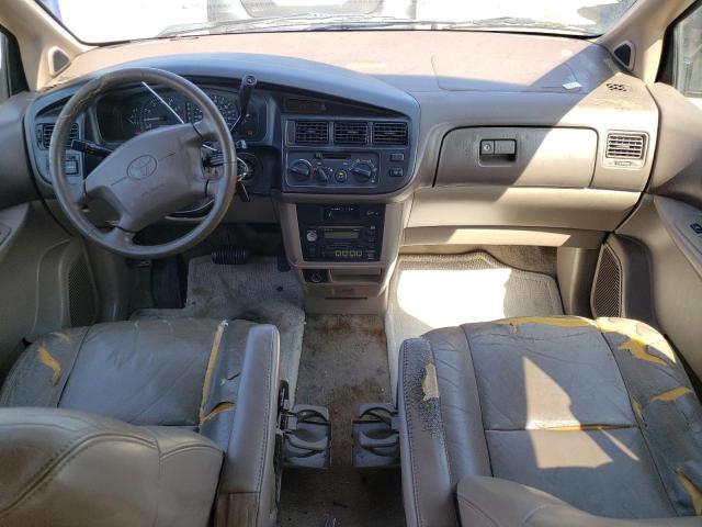 Photo 8 from auction – 1998 TOYOTA SIENNA with VIN 4T3ZF13C7WU037455