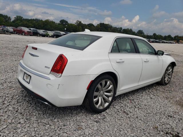 Photo 3 from auction – 2018 CHRYSLER 300 TOURIN with VIN 2C3CCAAG4JH308747