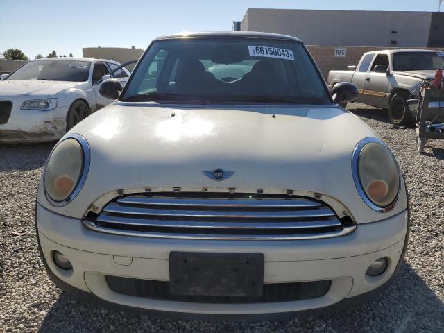 Photo 5 from auction – 2010 MINI COOPER with VIN WMWMF3C57ATZ25395