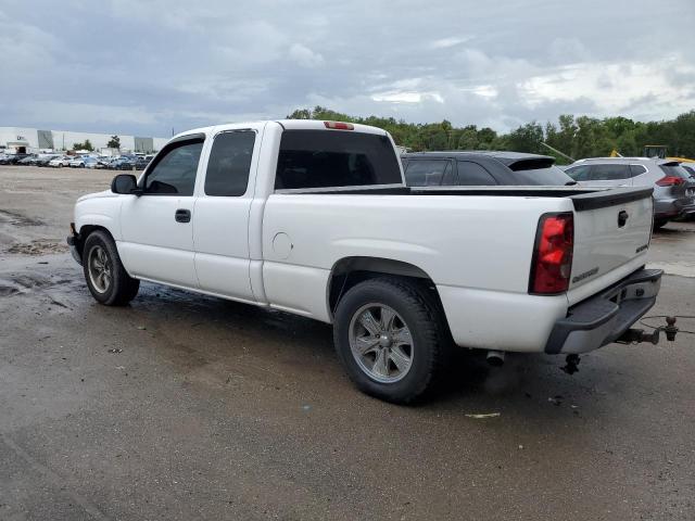 Photo 2 from auction – 2006 CHEVROLET SILVERADO with VIN 1GCEC19X26Z106229