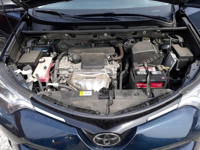 Photo 12 from auction – 2017 TOYOTA RAV4 LE with VIN JTMZFREV5HJ105525