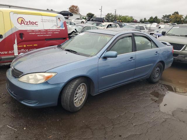 TOYOTA CAMRY LE 2002 with VIN 4T1BE32K32U577638 - Photo from auction