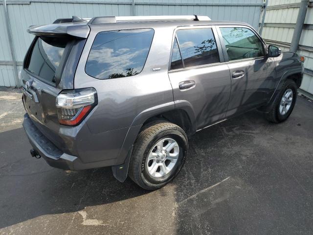 Photo 3 from auction – 2022 TOYOTA 4RUNNER SR with VIN JTEMU5JR2N6031833