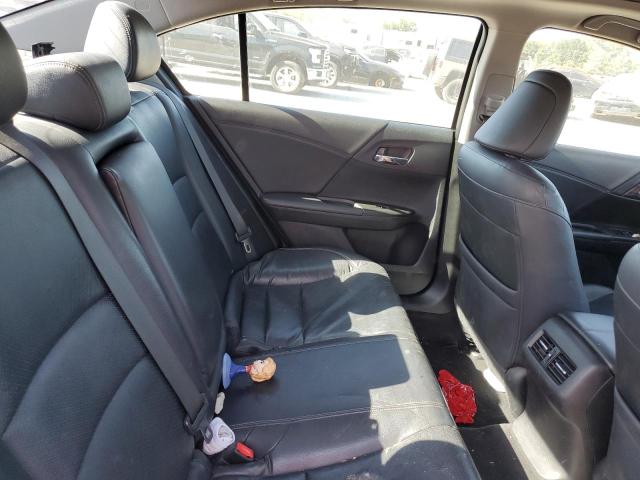 Photo 10 from auction – 2016 HONDA ACCORD with VIN 1HGCR2F95GA032226