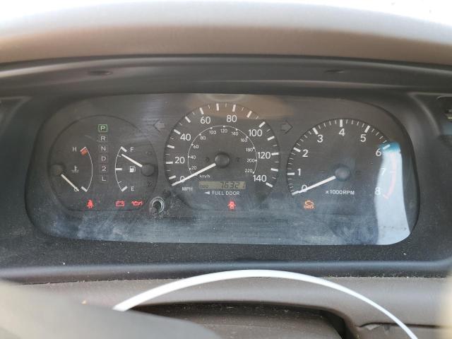 Photo 9 from auction – 2000 TOYOTA CAMRY LE with VIN 4T1BF22K2YU951205