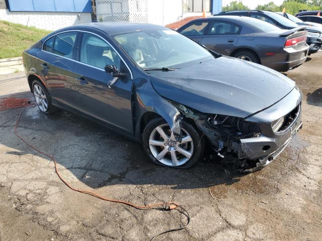 Photo 4 from auction – 2016 VOLVO S60 PREMIE with VIN YV126MFK6G2395849