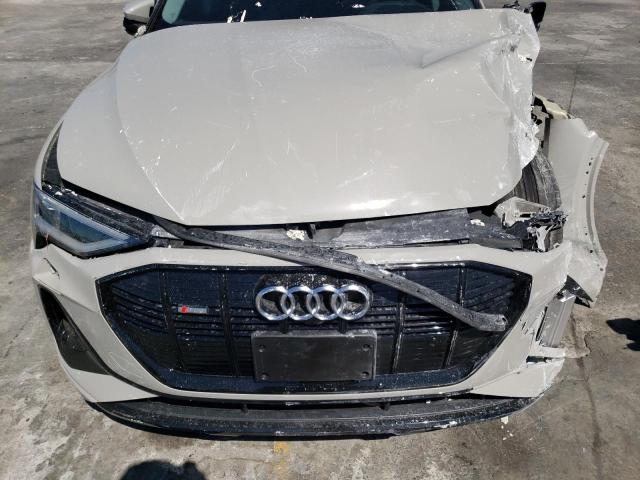 Photo 12 from auction – 2022 AUDI E-TRON SPO with VIN WA13AAGE1NB008759