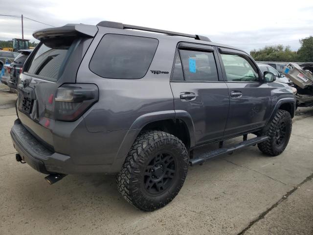 Photo 3 from auction – 2016 TOYOTA 4RUNNER SR with VIN JTEBU5JR4G5338453