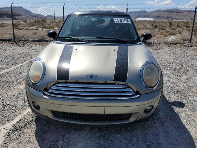 Photo 5 from auction – 2010 MINI COOPER with VIN WMWMF3C54ATZ27721
