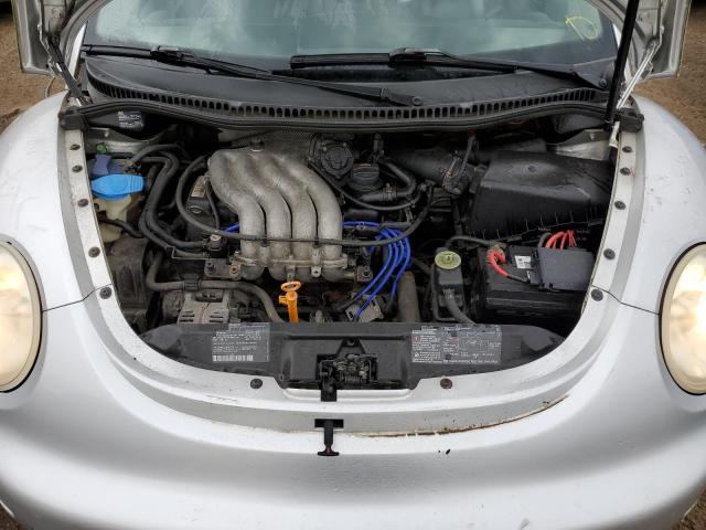 Photo 11 from auction – 2000 VOLKSWAGEN NEW BEETLE with VIN 3VWCA21C1YM403280