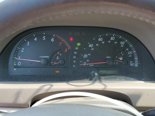 Photo 9 from auction – 2002 TOYOTA CAMRY LE with VIN 4T1BE30K02U076158