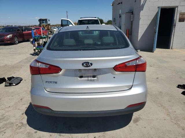 Photo 6 from auction – 2015 KIA FORTE LX with VIN KNAFK4A64F5303192