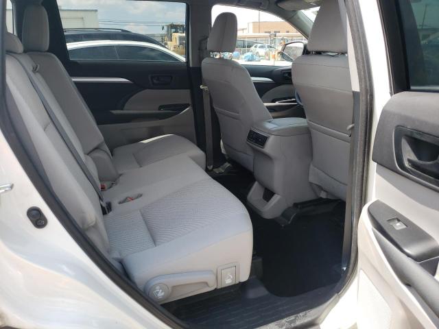 Photo 11 from auction – 2015 TOYOTA HIGHLANDER with VIN 5TDZKRFHXFS068511