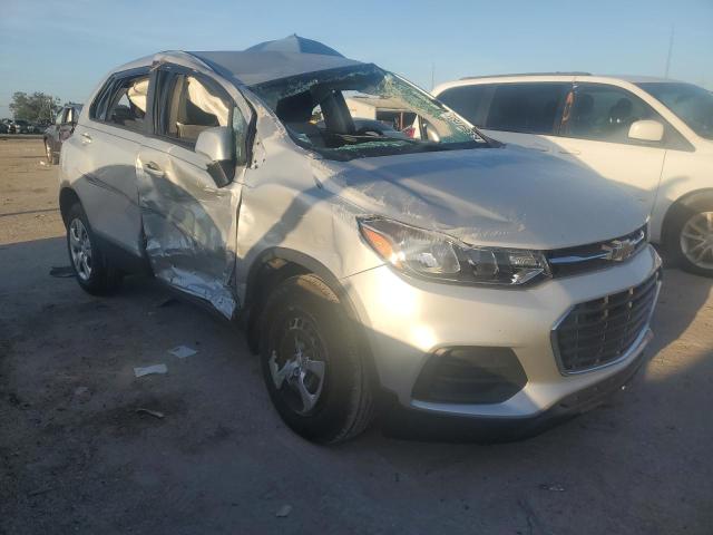 Photo 4 from auction – 2017 CHEVROLET TRAX LS with VIN 3GNCJKSB2HL261625