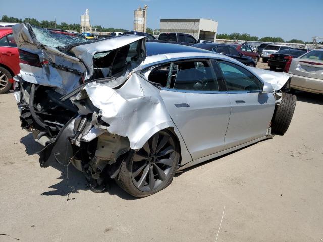 Photo 3 from auction – 2018 TESLA MODEL S with VIN 5YJSA1E22JF231877