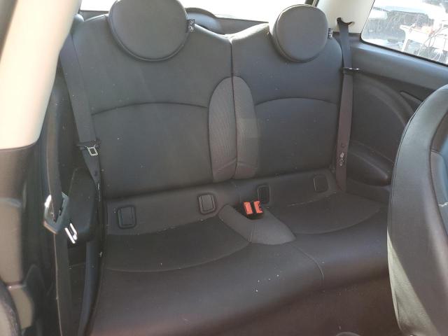 Photo 10 from auction – 2010 MINI COOPER with VIN WMWMF3C57ATZ25395