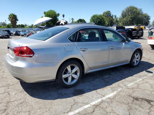 Photo 3 from auction – 2012 VOLKSWAGEN PASSAT SE with VIN 1VWBP7A34CC102276