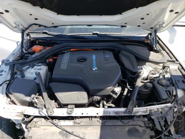 Photo 11 from auction – 2018 BMW 530E with VIN WBAJA9C59JB032767