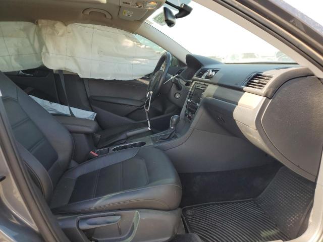 Снимка 7 от търг – 2014 VOLKSWAGEN PASSAT SE с VIN 1VWBN7A34EC006611