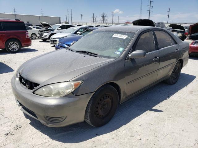 TOYOTA CAMRY LE 2005 with VIN 4T1BE32K75U978727 - Photo from auction