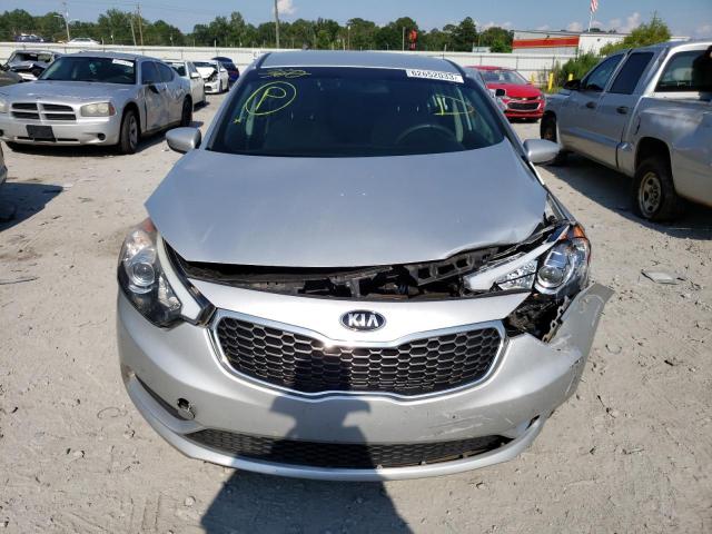 Photo 5 from auction – 2016 KIA FORTE LX with VIN KNAFK4A69G5520903