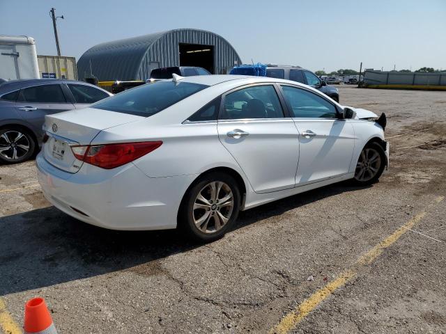 Photo 3 from auction – 2011 HYUNDAI SONATA SE with VIN 5NPEC4AC1BH288663