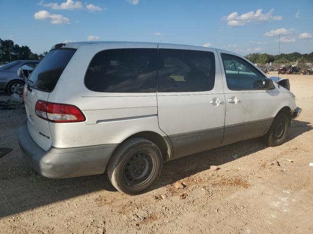 Photo 3 from auction – 2001 TOYOTA SIENNA CE with VIN 4T3ZF19C91U355769