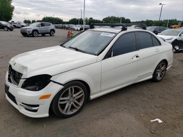 MERCEDES-BENZ C 300 4MAT 2012 with VIN WDDGF8BB5CA643720 - Photo from auction