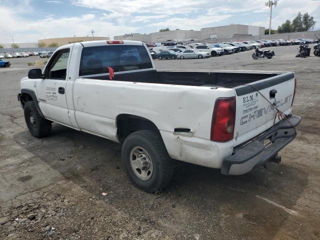 Photo 2 from auction – 2003 CHEVROLET SILVERADO with VIN 1GCHC24U33E328605