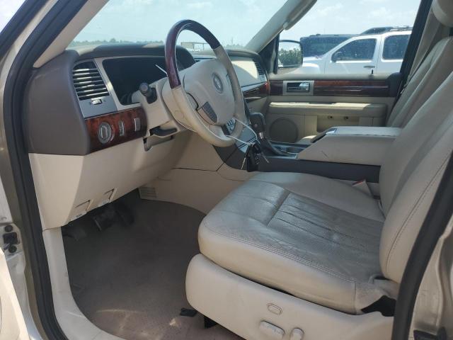 Photo 7 from auction – 2004 LINCOLN NAVIGATOR with VIN 5LMFU27R84LJ28272