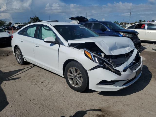 Photo 4 from auction – 2016 HYUNDAI SONATA SE with VIN 5NPE24AF4GH362372