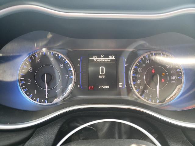 Photo 9 from auction – 2015 CHRYSLER 200 LIMITE with VIN 1C3CCCABXFN684948