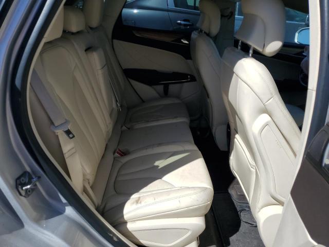 Photo 10 from auction – 2016 LINCOLN MKC SELECT with VIN 5LMTJ2DH9GUJ11938