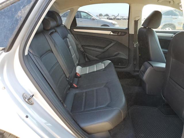 Photo 10 from auction – 2015 VOLKSWAGEN PASSAT S with VIN 1VWAS7A39FC007582