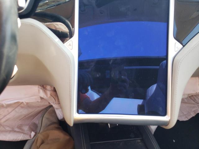 Photo 9 from auction – 2014 TESLA MODEL S with VIN 5YJSA1H18EFP56516