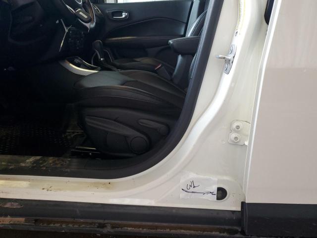 Photo 13 from auction – 2019 JEEP COMPASS LA with VIN 3C4NJDBB7KT689193