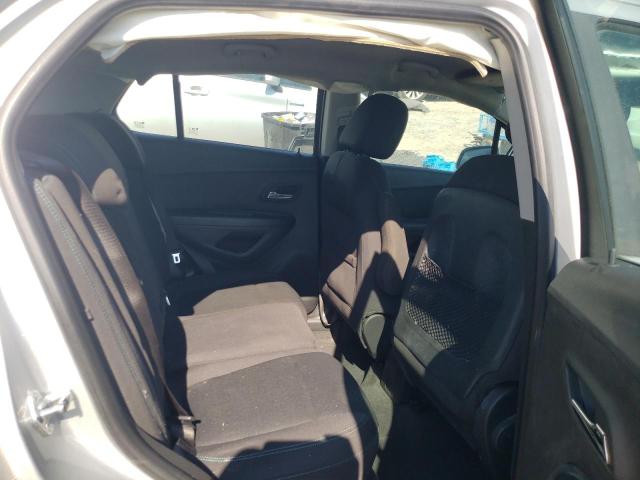 Photo 10 from auction – 2015 CHEVROLET TRAX LS with VIN KL7CJKSB1FB184315