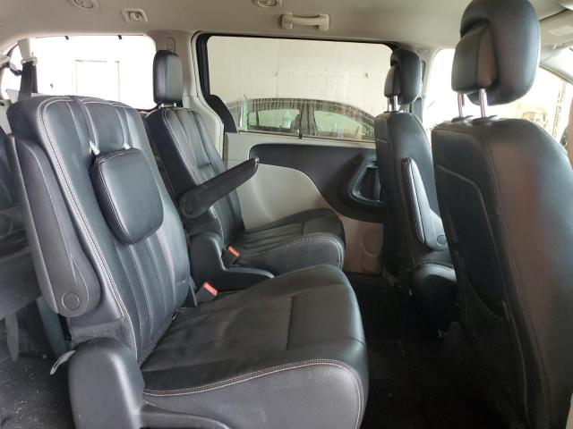 Photo 11 from auction – 2014 CHRYSLER TOWN & COU with VIN 2C4RC1BG8ER257452