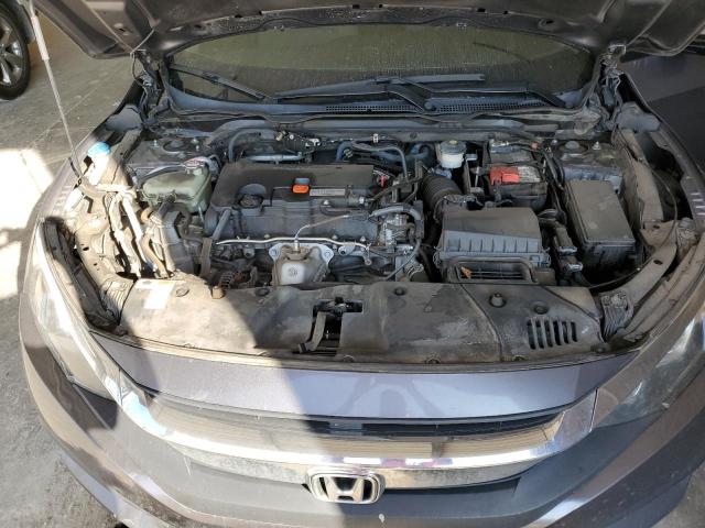 Photo 11 from auction – 2018 HONDA CIVIC LX with VIN 19XFC2F59JE033121