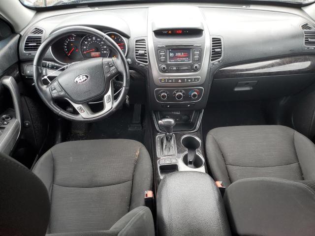 Photo 8 from auction – 2015 KIA SORENTO LX with VIN 5XYKT3A64FG561180