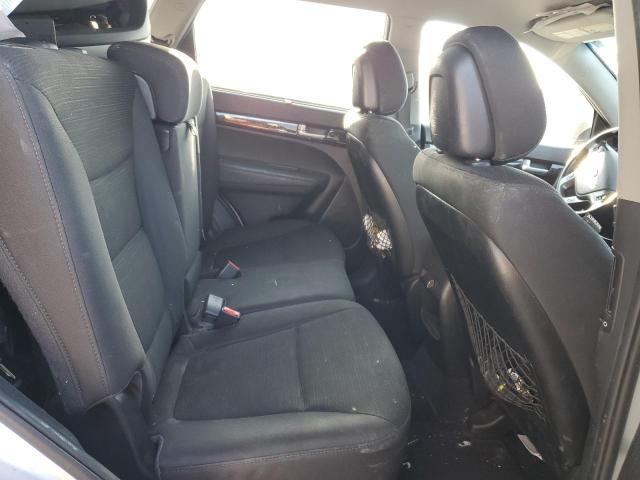 Photo 10 from auction – 2014 KIA SORENTO LX with VIN 5XYKT4A68EG448935
