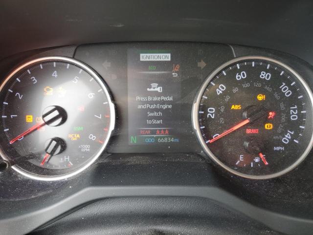 Photo 9 from auction – 2019 TOYOTA RAV4 XLE with VIN JTMP1RFV5KD018556