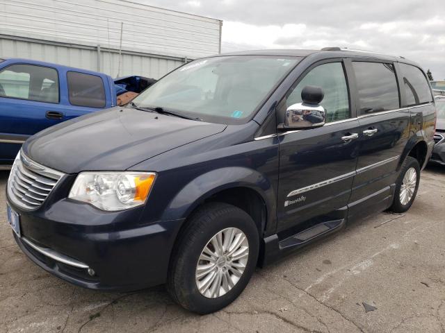 CHRYSLER TOWN & COU 2014 with VIN 2C4RC1GG6ER113018 - Photo from auction