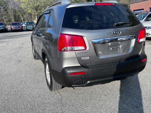Photo 3 from auction – 2011 KIA SORENTO BA with VIN 5XYKTDA18BG153236