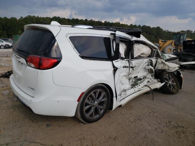 Photo 3 from auction – 2017 CHRYSLER PACIFICA L with VIN 2C4RC1GG5HR591354