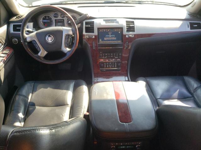 Photo 8 from auction – 2011 CADILLAC ESCALADE L with VIN 1GYS4BEF8BR101091