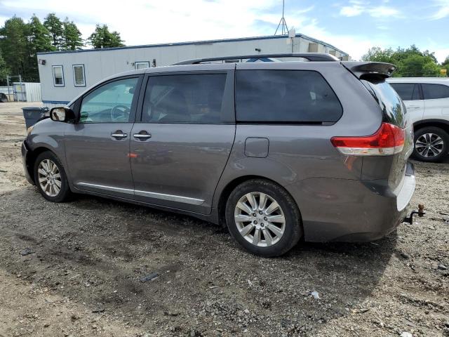 Photo 2 from auction – 2011 TOYOTA SIENNA XLE with VIN 5TDDK3DC2BS016945