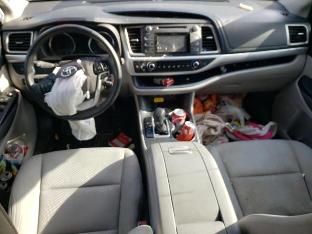 Photo 8 from auction – 2018 TOYOTA HIGHLANDER with VIN 5TDZARFH1JS038423