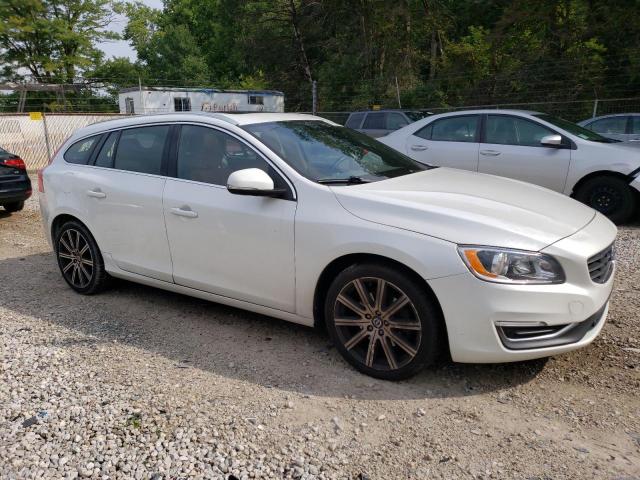 Photo 4 from auction – 2015 VOLVO V60 PREMIE with VIN YV140MEC4F1204163