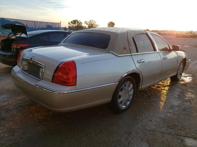 Photo 3 from auction – 2004 LINCOLN TOWN CAR U with VIN 1LNHM83W94Y640362